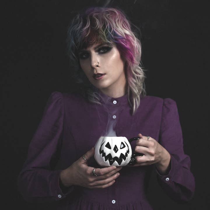 Lively Ghosts - Wholesale Coffee Mug - White Pumpkin | Haunted Hallows Mug2