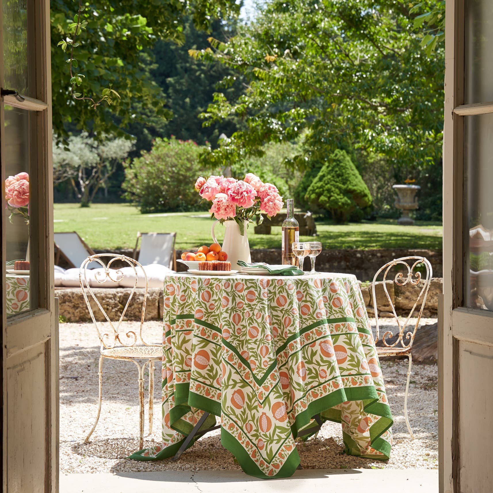 Couleur Nature - Wholesale Tablecloth - Grenadine Orange & Green Tablecloth1