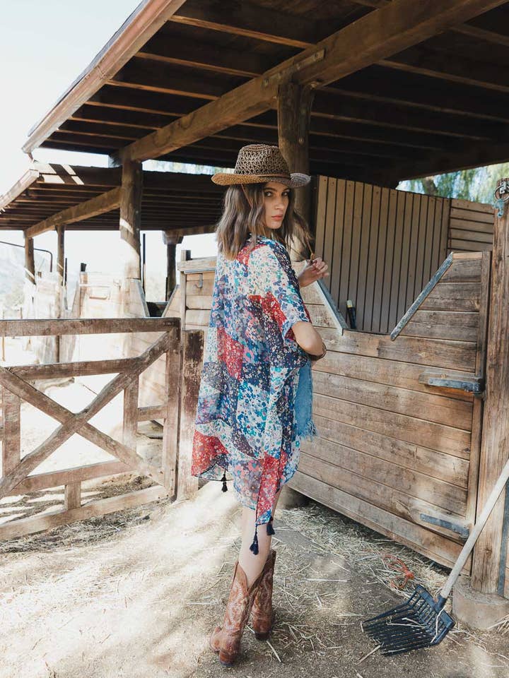 Leto Accessories - Wholesale Kimono - Women's - Cowgirl Vibrant Floral Kimono Wrap for Effortless Style