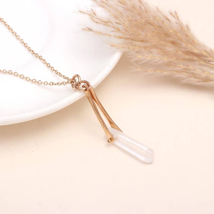 Collier Pendentif en Cristal de Quartz Point pour la vente par AG 925 JEWELLERY