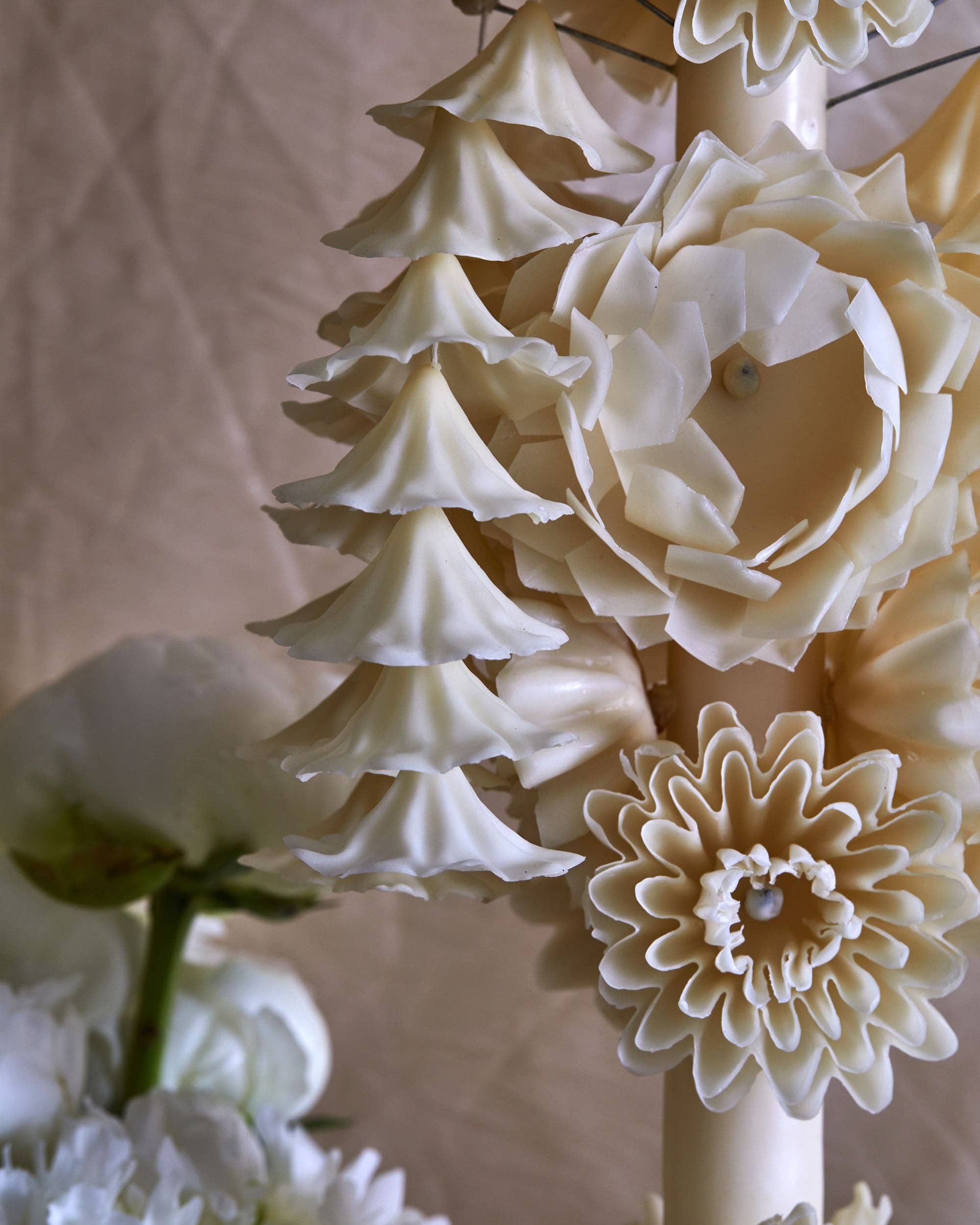 El Shoppo - Wholesale Tapered Candle/Candlestick - White Flower Candle2