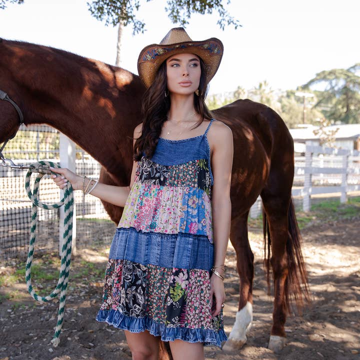 Robe Babydoll à Bretelles Spaghetti en Jean Délavé à la Pierre pour la vente par Young Threads