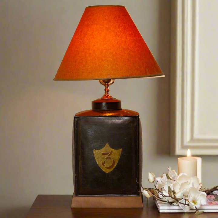 Antike Teebehälter Nummer 3 Lampe für den Großhandel von De-cor