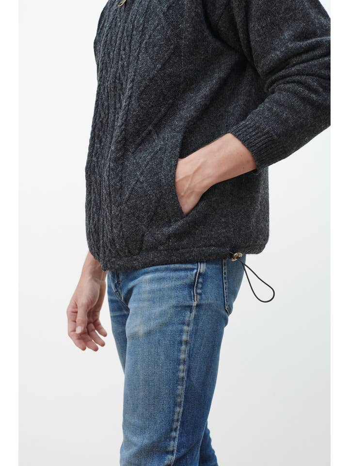 Aran Woollen Mills – wholesale Kofta - Herr – Farmleigh Fodrad Ull Herr Cardigan - Grå