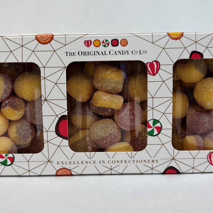 Natural Candy Rosey Apples Giftbox 600g for wholesale by The Original Candy Company