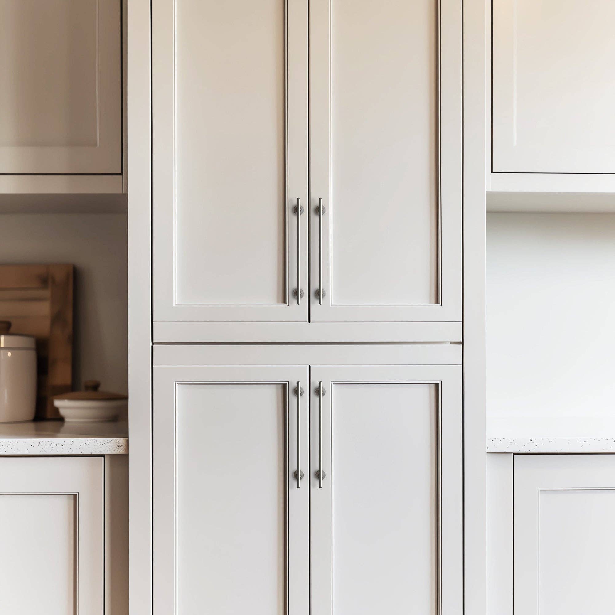 Island Universe Hardware Inc. - Wholesale Knob/Pull - Cone Shape Modern Cabinet Bar Pull5