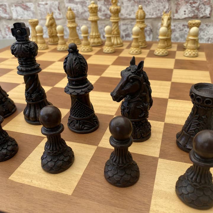 WorldWise Imports - Vente Jeux de société - Pièces d'échecs - Pièces d'échecs Staunton ornées2