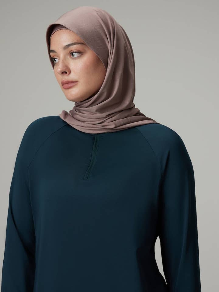 Essential Mesh Wrap Hijab for wholesale by Numod Active