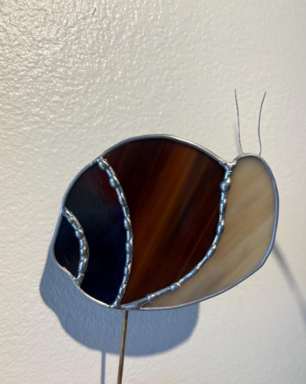 Through Eyes of Glass - Wholesale Garden/Lawn Stake - Friendly Snail Stained Glass Plant Stake Garden Stake2