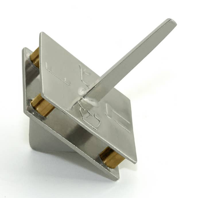 Joy Stamp Eilat Hanukkah Dreidel for engroshandel hos Joy Stember Metal Arts Studio LLC