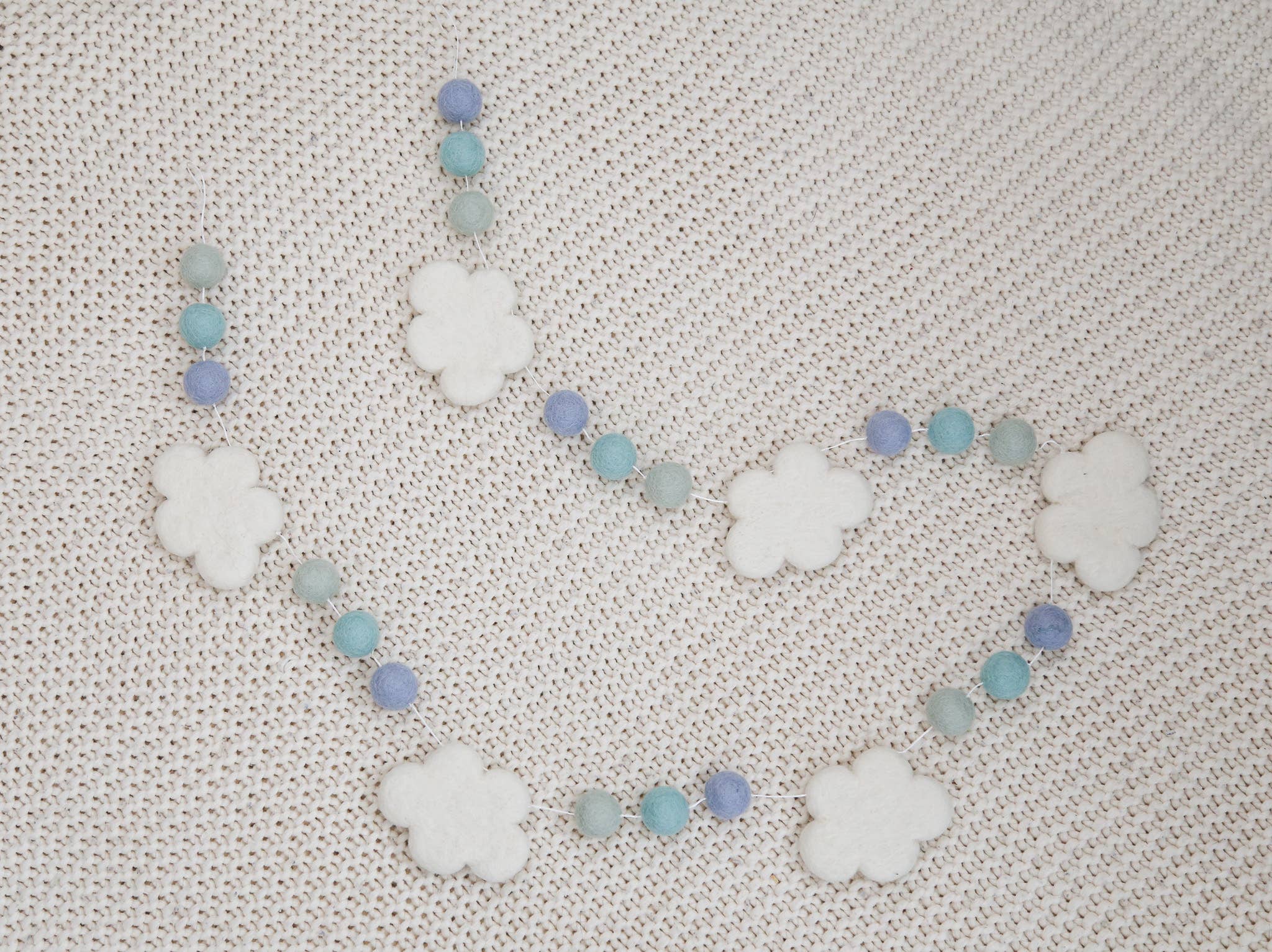 NOEL by Alma Home – wholesale Bunting/Krans – Babyfotografering Molnbakgrund | Barnkammardekor Garland3