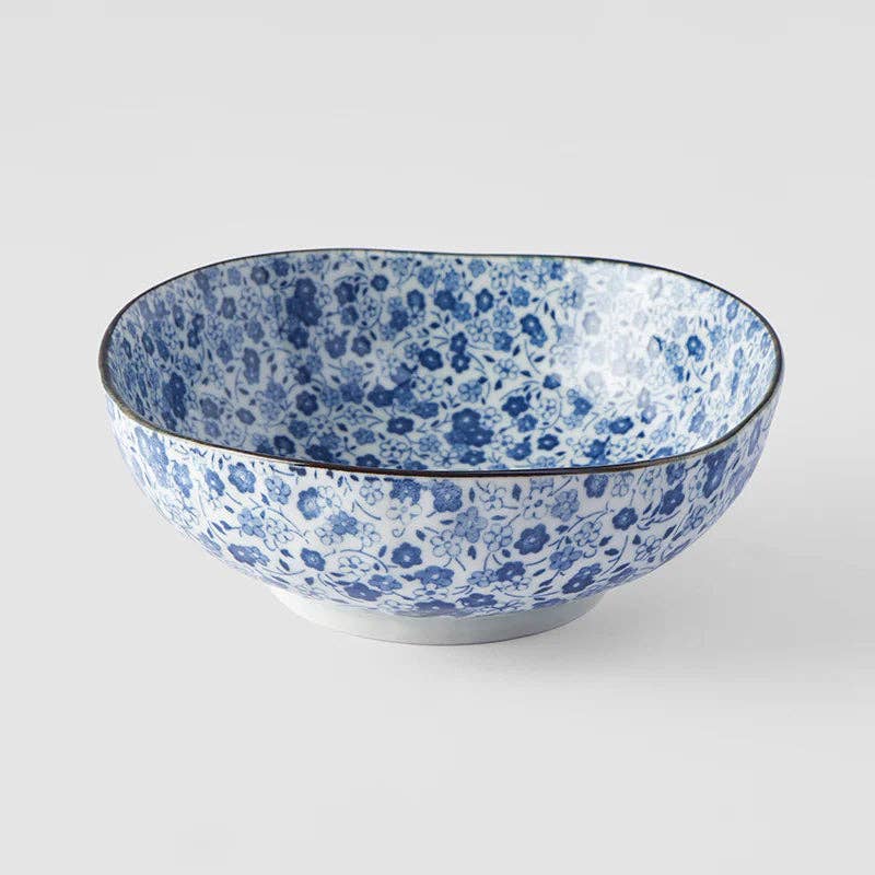 Made In Japan Tableware – wholesale Bowl – Blue Daisy uneven medium bowl 16cm1