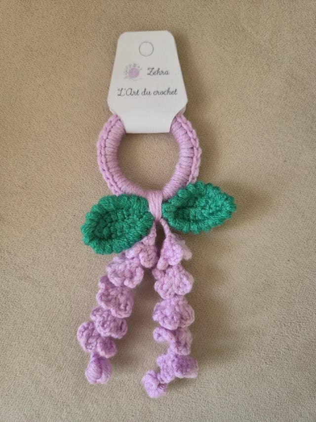 Lavender crochet scrunchie for wholesale by Zehra - L'Art du crochet