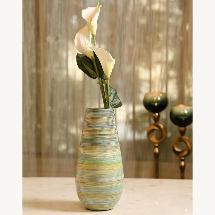 12" Mouth blown Abstract Vase for wholesale by Kudrati LLC
