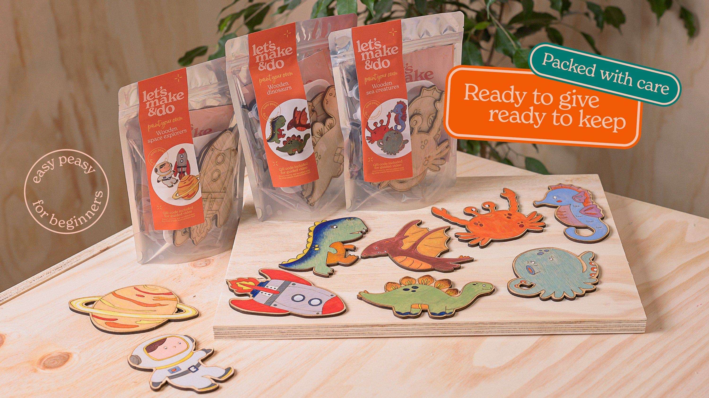 Let's Make & Do – wholesale DIY craft kit – Child – Paint Your Own Wooden Space Explorers Kit7