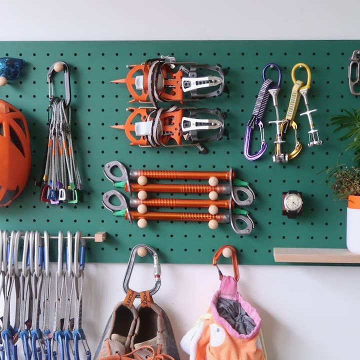 AIRE – wholesale Wall hook – Pins - Stainless Steel Pegboard Rods1