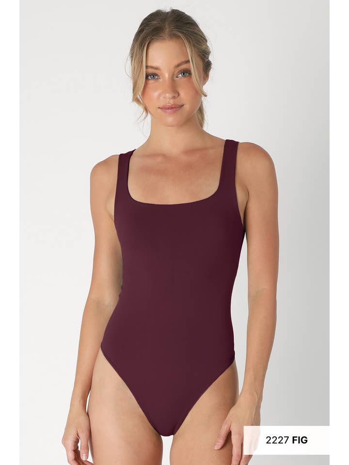 NIKIBIKI - Vendita all'ingrosso Body - Donna - Body con scollo quadrato NS826219