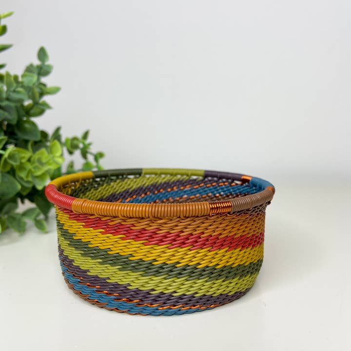 Eve & Nico Gifts & Home Decor - Wholesale Decorative Plate/Dish/Bowl - Tuna Tin - Earthy Rainbow1