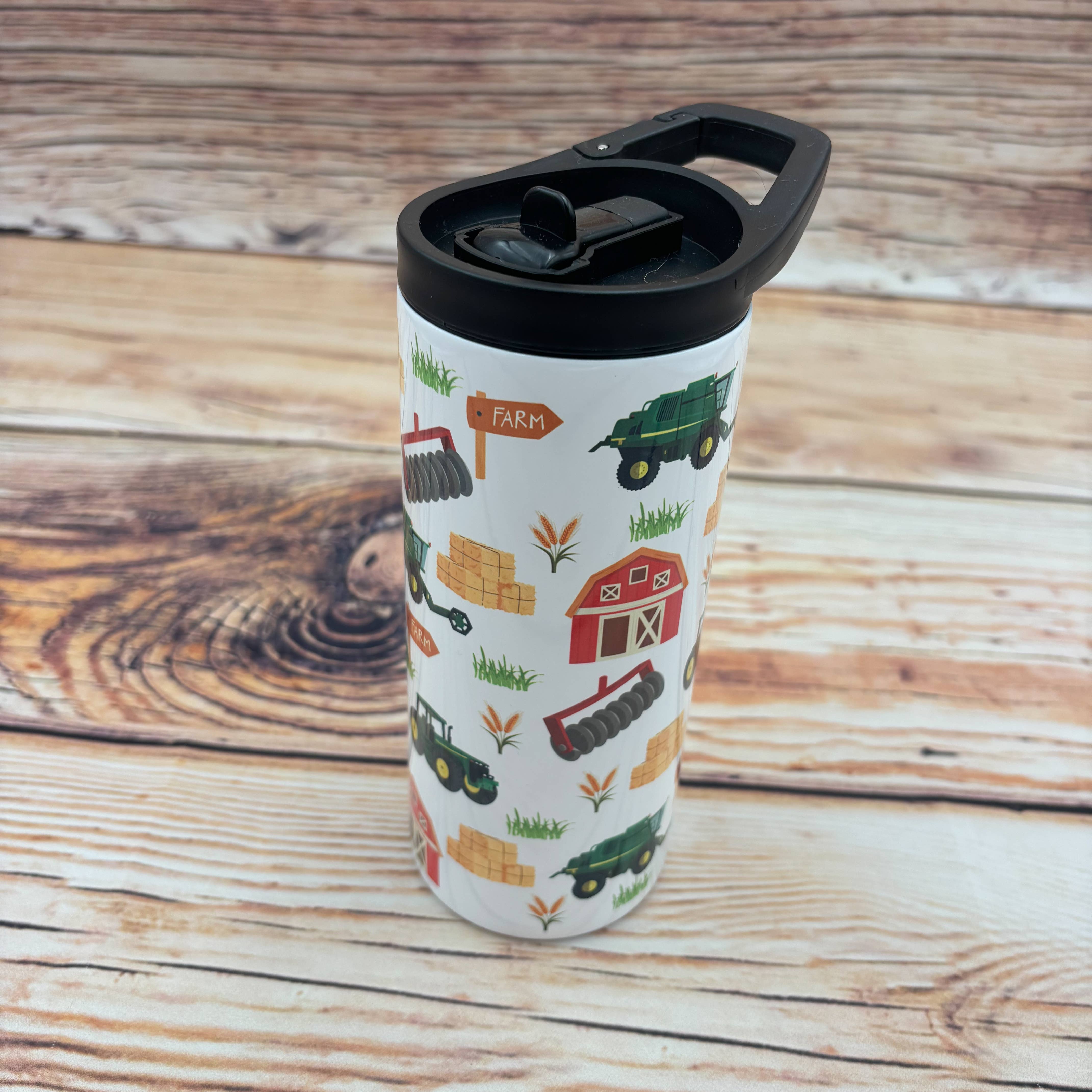 Sage & Soil - Vendita all'ingrosso Bicchiere/tazza - Bambini e neonati - Bicchiere con cannuccia isolato per bambini con trattore verde da fattoria8