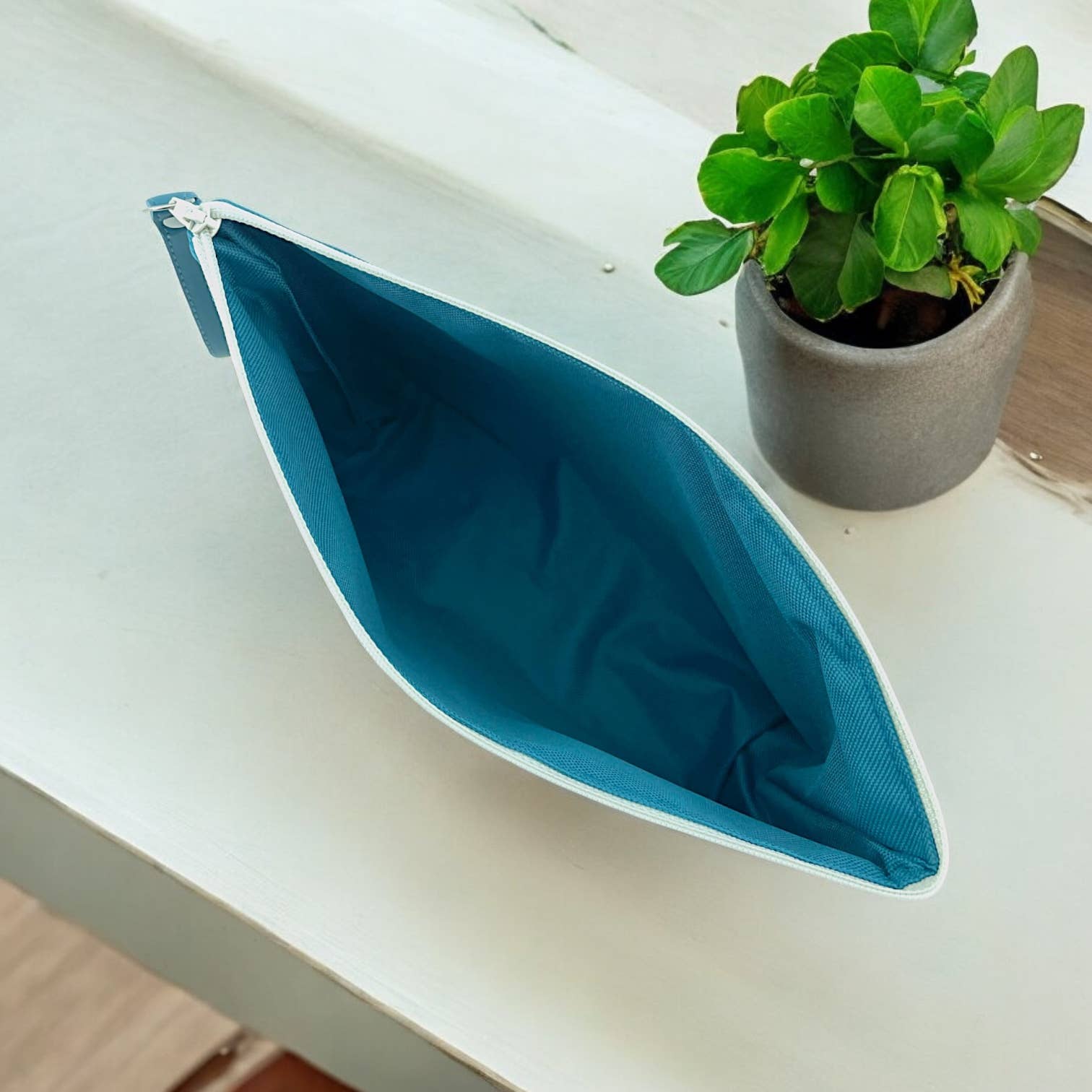 Emmanuel Création - Wholesale Toiletry bag – women's - Travel kit, "Alabama" petrol1