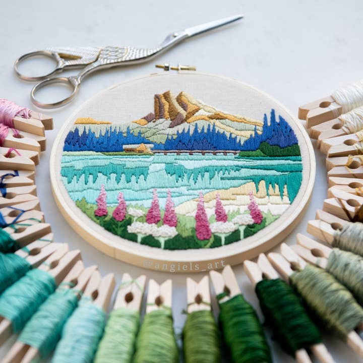 Angiels Art – Engroshandel DIY-hobbysæt – Emerald Lake DIY broderisæt1