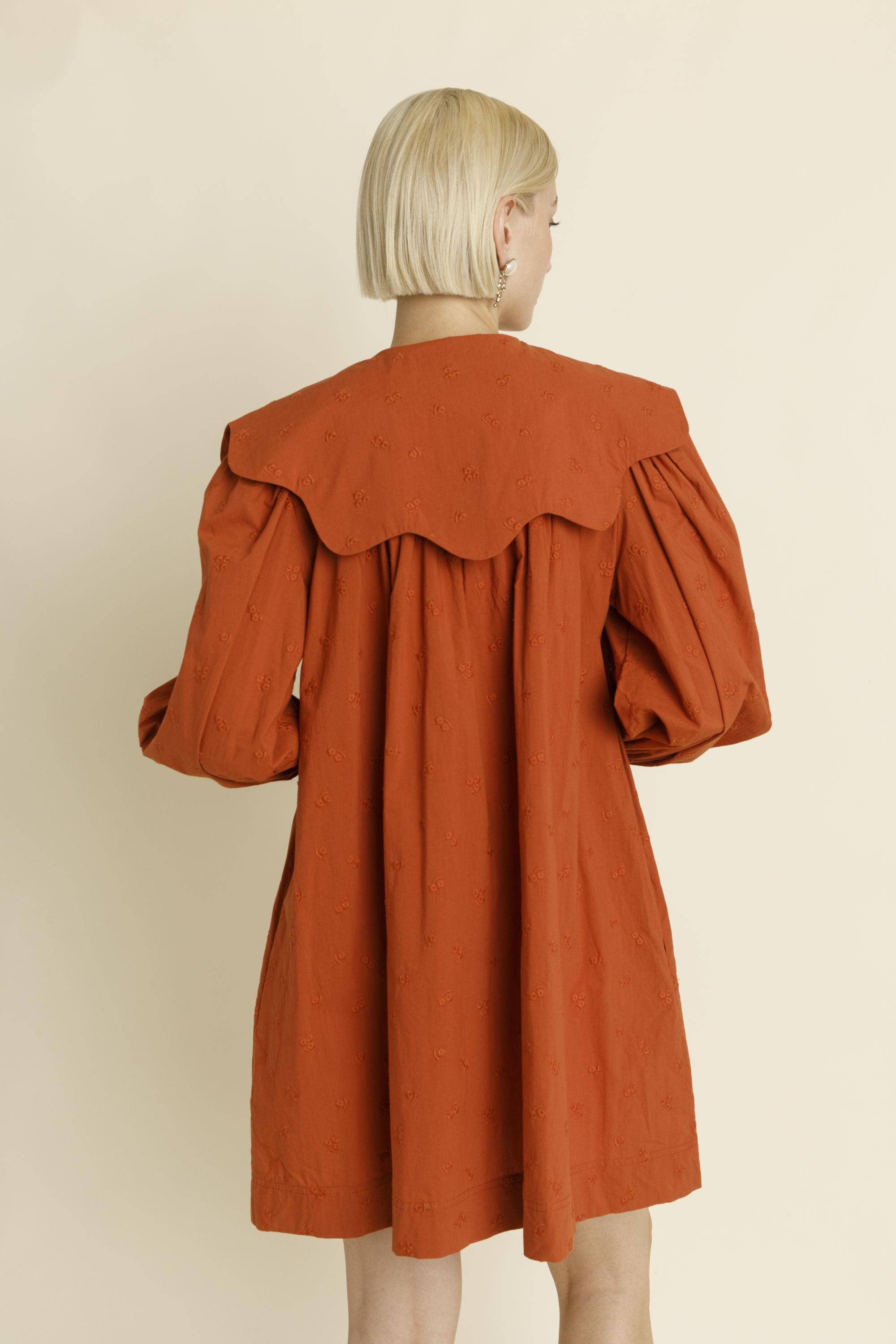 Aureum - Wholesale Dress – Women's - AD1826 - SCALLOP COLLAR MINI DRESS2