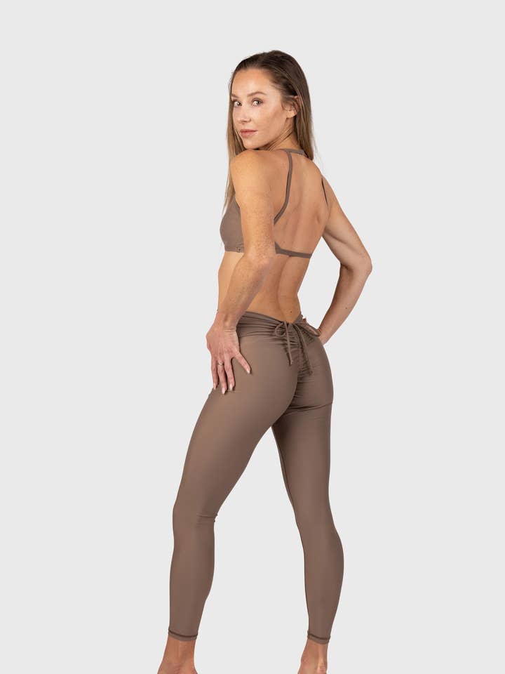 Zion Capella Legging for engroshandel hos Aura 7 Activewear