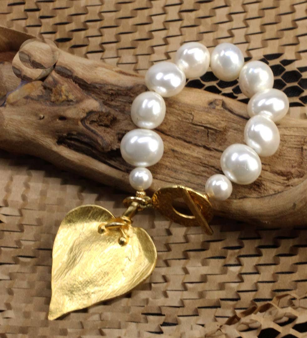 Aclue! Jewelry by Celest Anderson - Wholesale Charm/Dangle Bracelet - Mitza Gold Heart Bracelet5