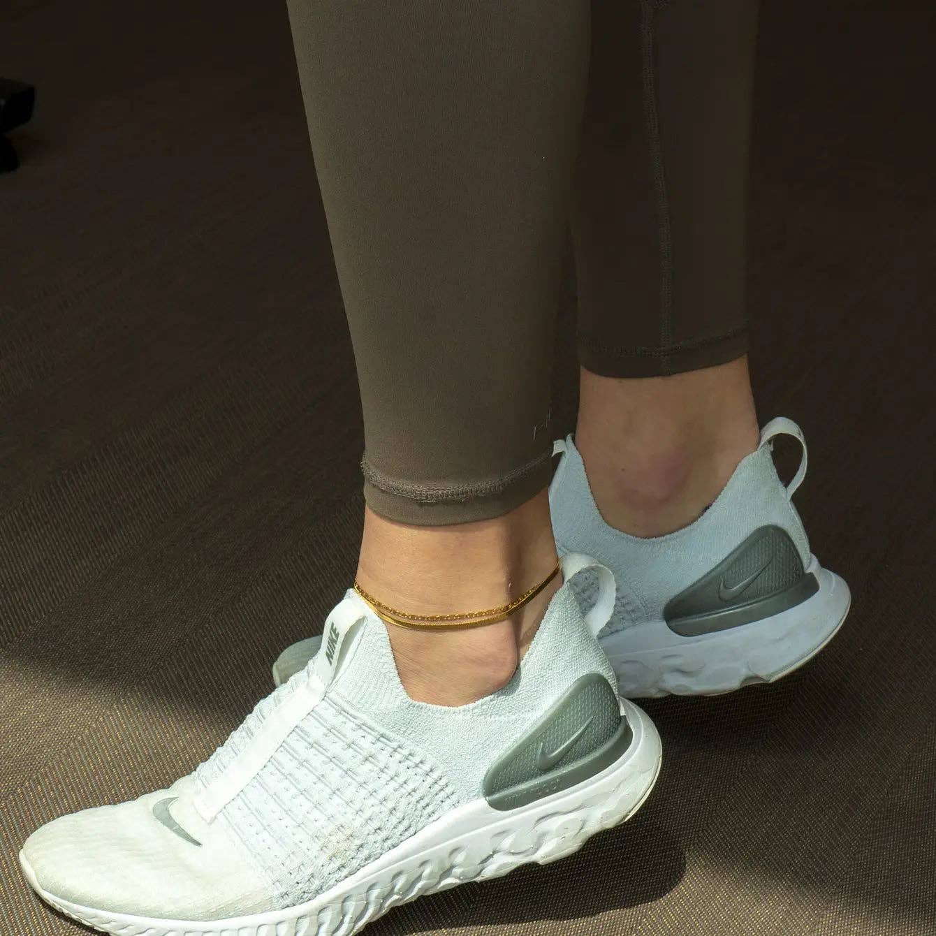 Brenda Grands Jewelry - Wholesale Anklet - Waterproof Dainty Gold Anklet1