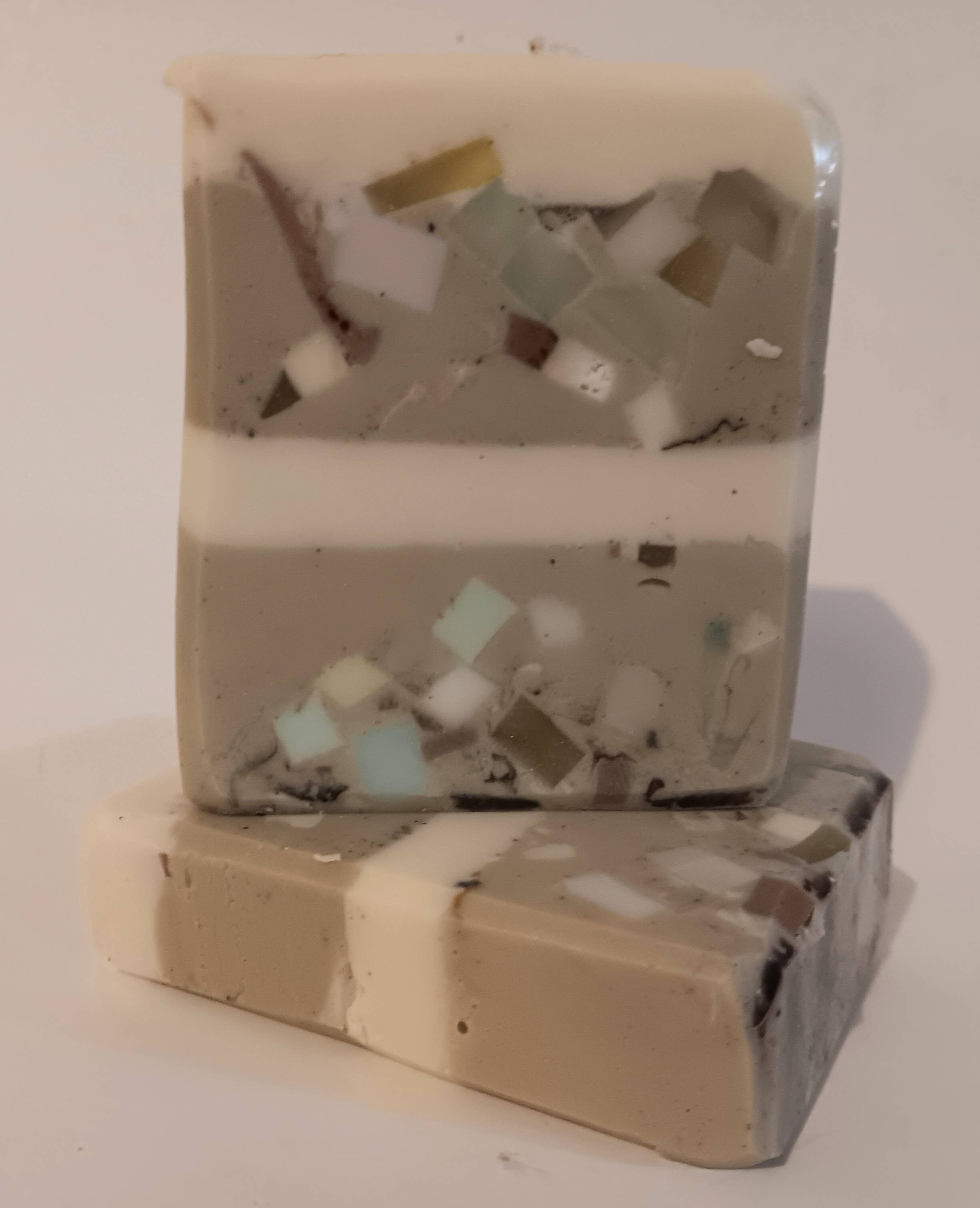 Wool & Flax Creations - Vendita all'ingrosso Saponette - TORTA SPEZIATA / cannella, arancia, cardamomo, chiodo di garofano, noce moscata1