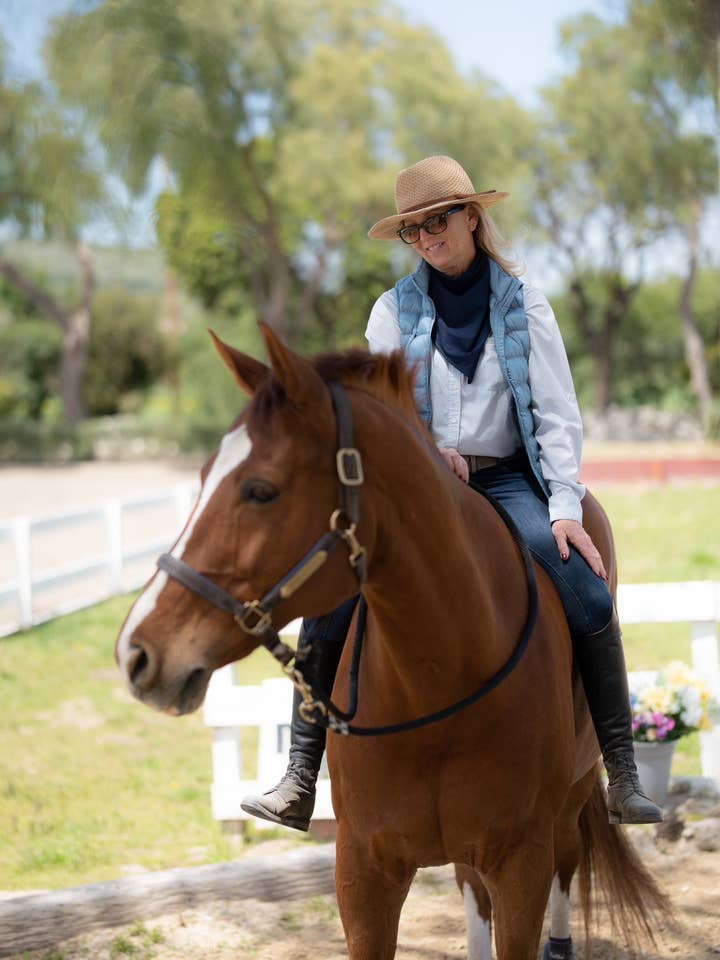 Bandana Magnética Azul Marinho por atacado de Elevated Equestrian