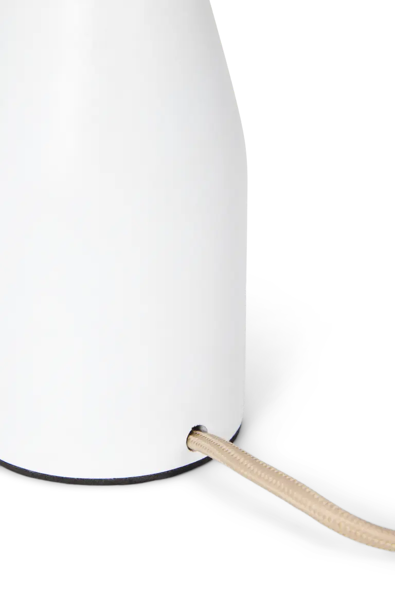 Tavellio - Wholesale Accent/Desk Lamp - Jape White Metal Table Lamp | Timeless Design & Elegant Style2