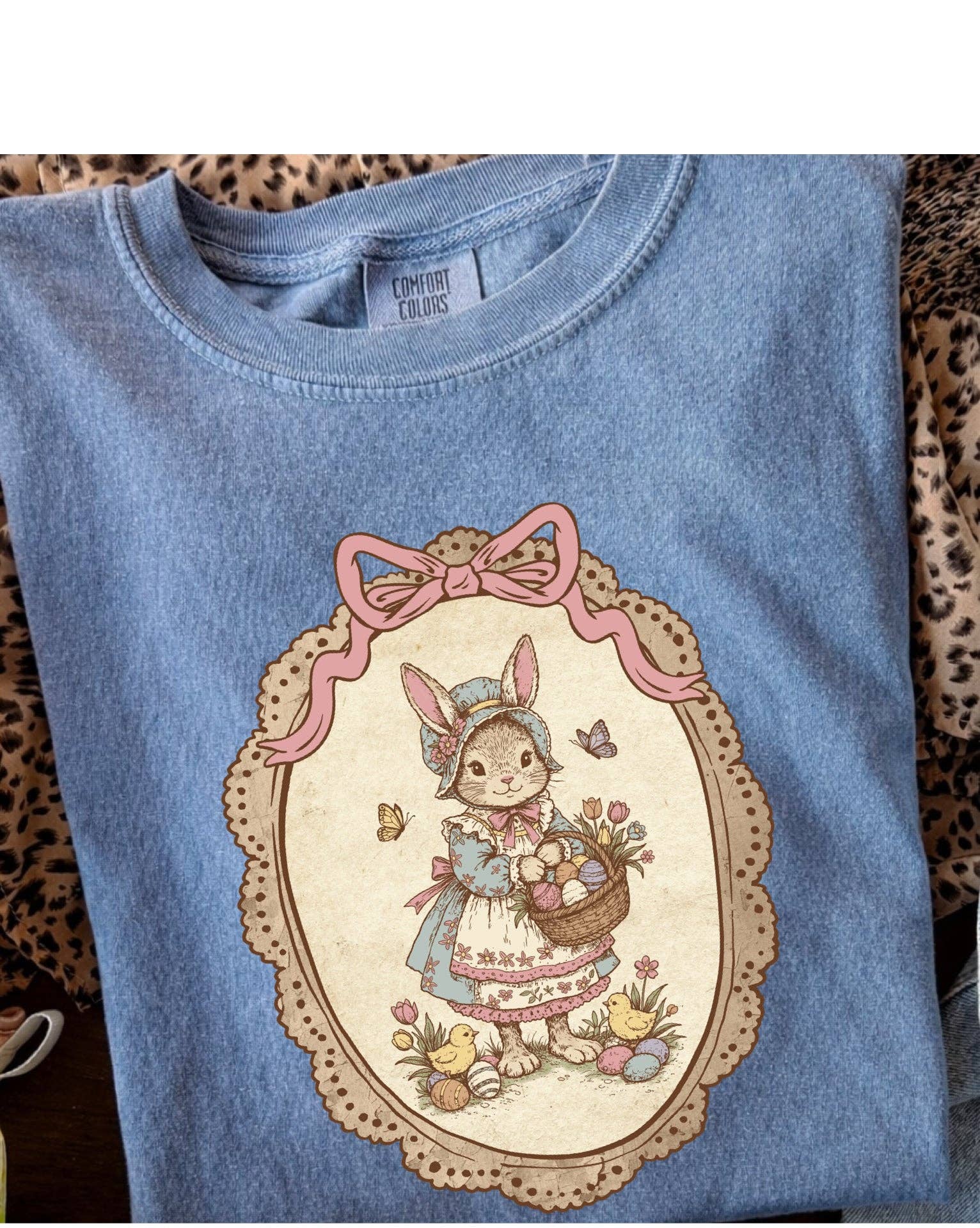 Ace of Grace - Wholesale T-Shirt (Graphic) - Women's - Vintage Frame Bunny Tees0