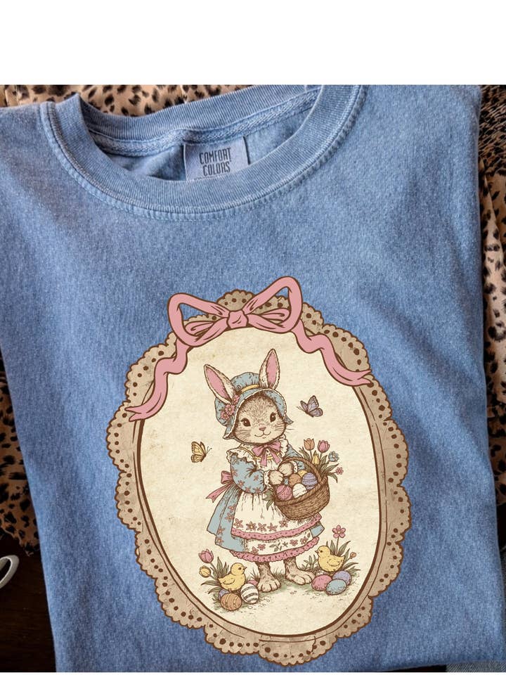 Ace of Grace - Wholesale T-Shirt (Graphic) - Women's - Vintage Frame Bunny Tees