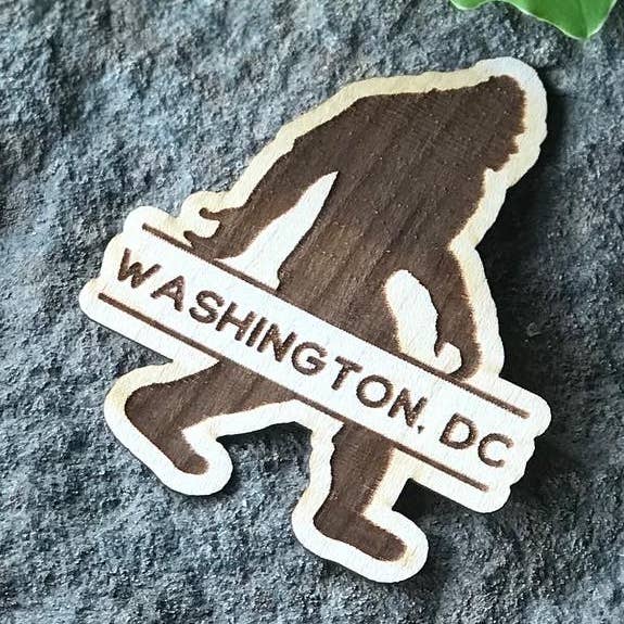 Pegatina de madera Big Foot/Sasquatch (elige tu ciudad y estado) para venta al por mayor de Simply Me • Gentlemen Est. 2017 LLC