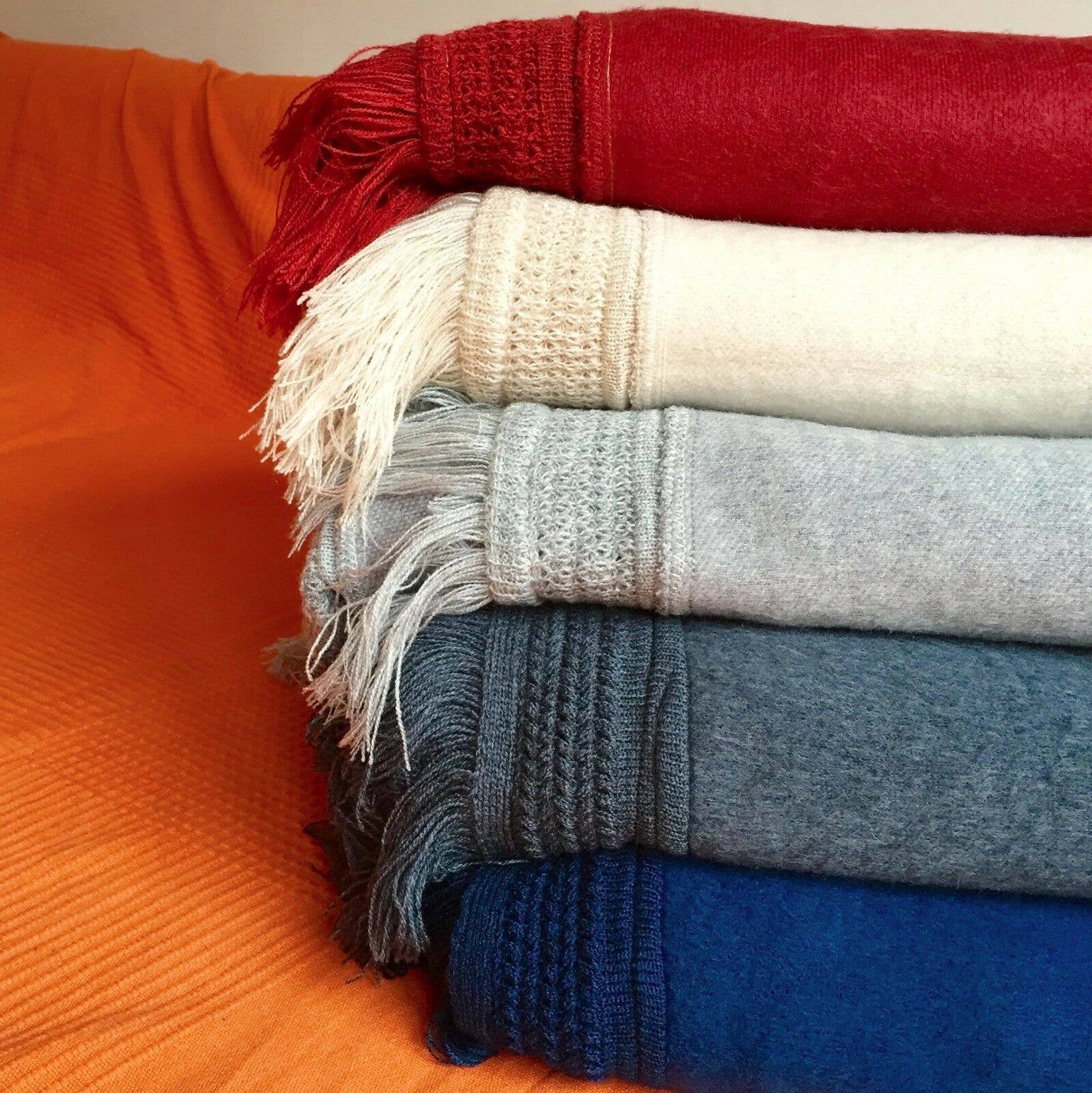 ECUALAMA - Venta al por mayor Poncho - Mujer - Poncho étnico de lana de alpaca bebe - capa, chal, abrigo12