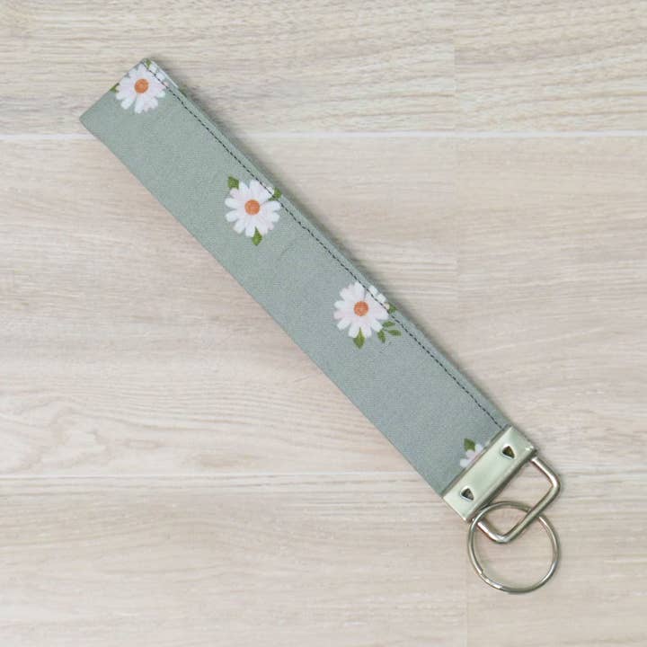 Spoiled Pet Accessories - Wholesale Wristlet - Keychain Wristlet- Dainty Daisy0