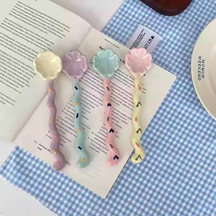 Otterware - Wholesale Table Spoon (Cutlery) - Whimsical Wavy Handle Flower Ceramic Dessert Spoons 4 colors10