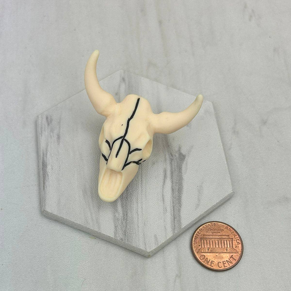 Western Elite Jewelry - Wholesale Decorative Figurine - WRS250607-01          Cream white longhorn western wild rag slide0