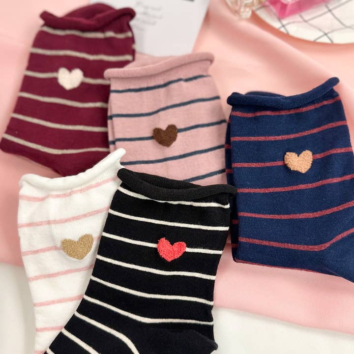 7DAYSSOCKS - Wholesale Socks - Women's - Women's Crew Rolling Heart Socks9