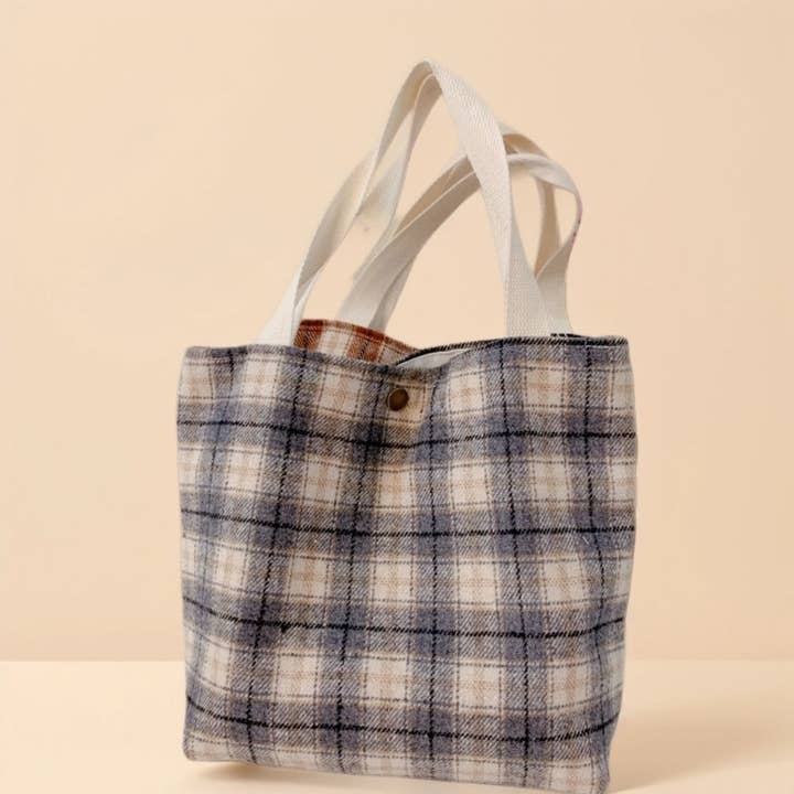 Funkyrel® Atzbranding Limited - Wholesale Messenger Bag - Women's - Small Classic Checkered Handbag1