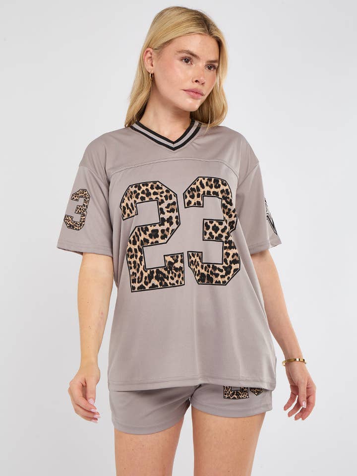 AX Labels - Wholesale Top & Short Set (NOT Loungewear) - Women's - Leopard Print 23 T-Shirt With Shorts Co-ord55