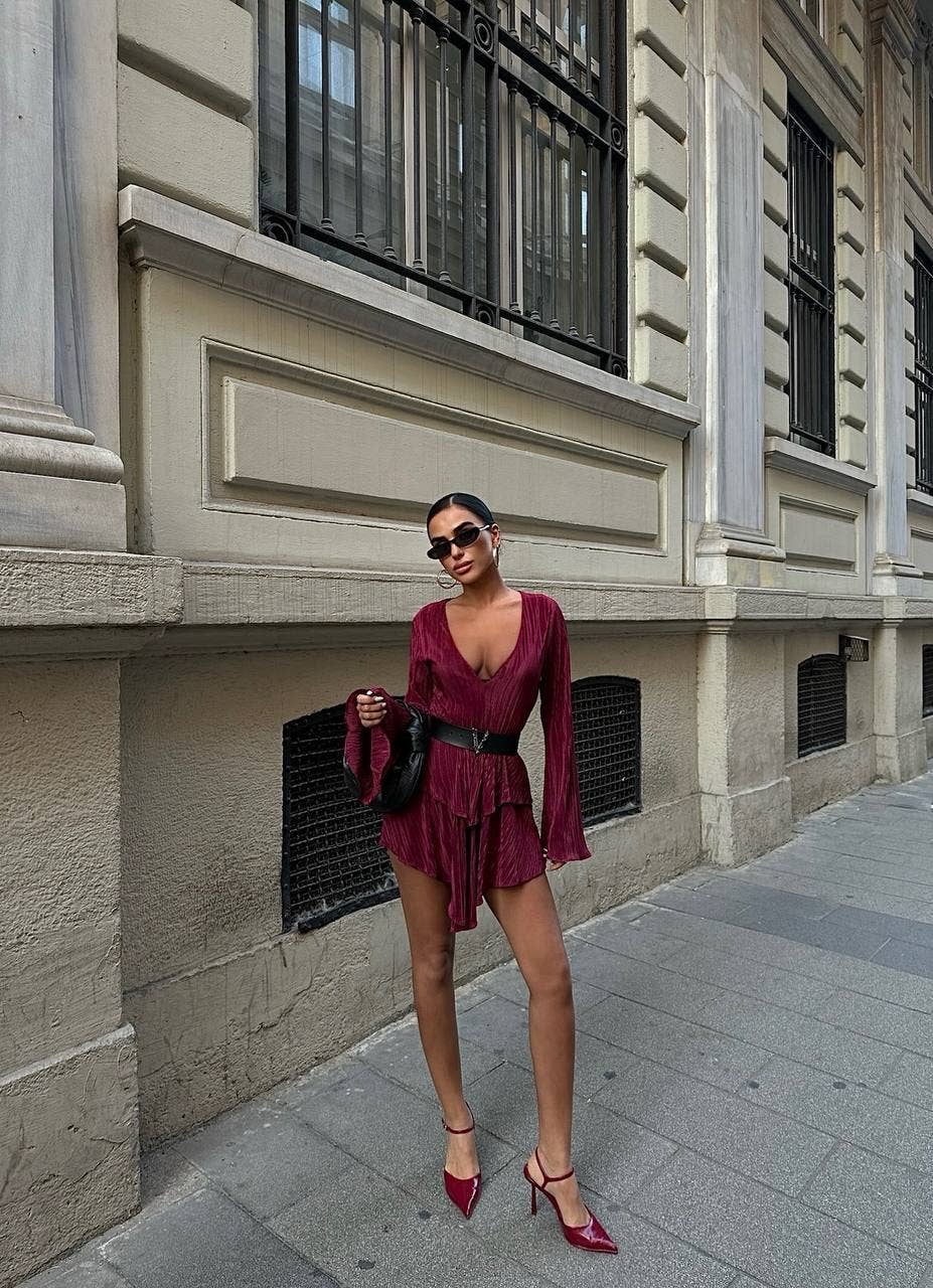 Standpoint Top - Wholesale Dress - Women's - The Bella Pleated Mini Dress – 100610