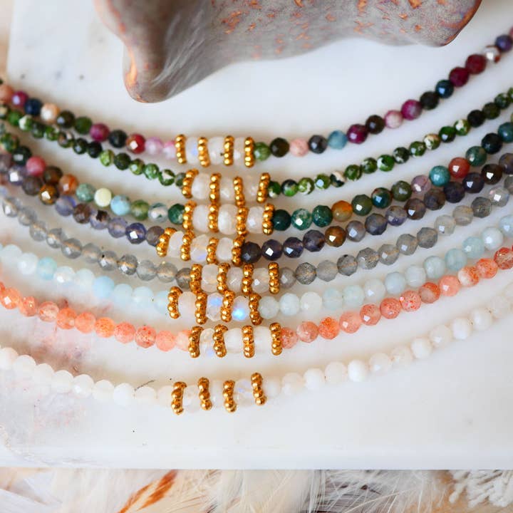 Pulsera Manasi con piedras naturales a elección para venta al por mayor de GINANDGER