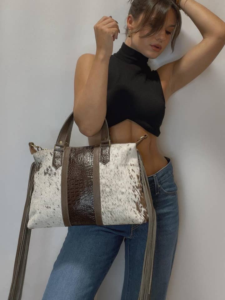 Eliana Med Premium handtas met franjes en afneembare schouderband voor wholesale door Charlie Leather