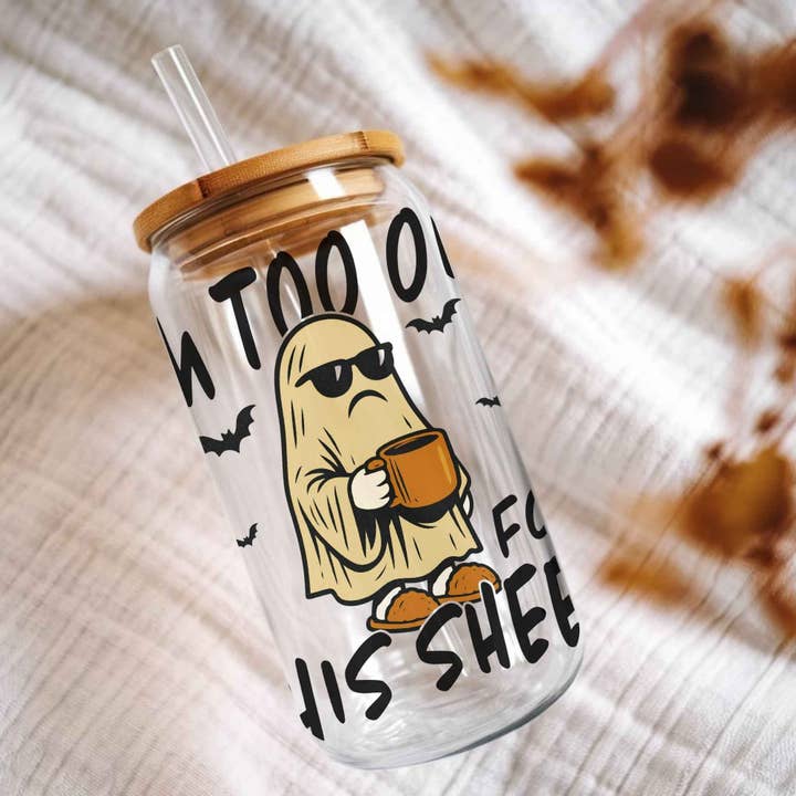 Tasse "Je suis trop vieux pour ces conneries" avec couvercle et paille pour la vente par CoRo & Company