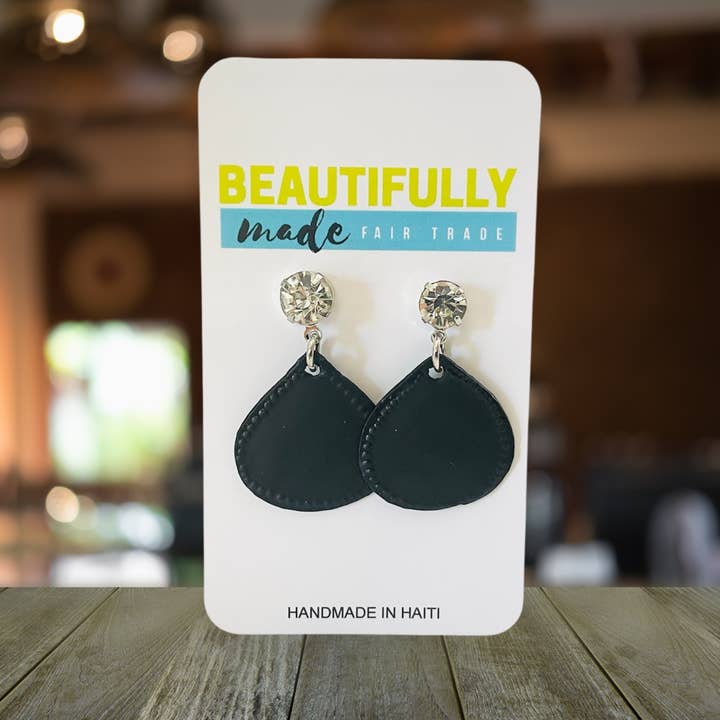 Haiti | Pendientes para venta al por mayor de Beautifully Made Fair Trade