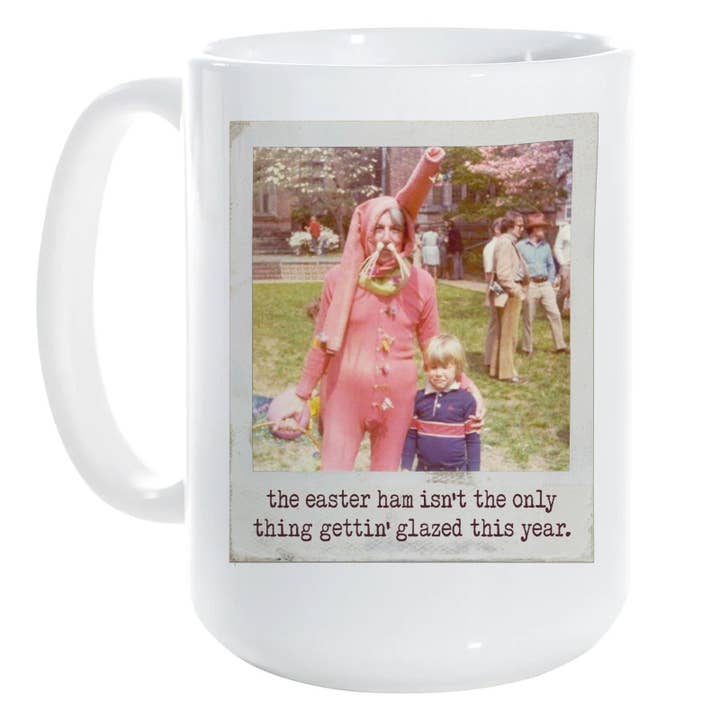 PÂQUES : Grand-mère glacée / tasse vintage / lapin pour la vente par Love Letters