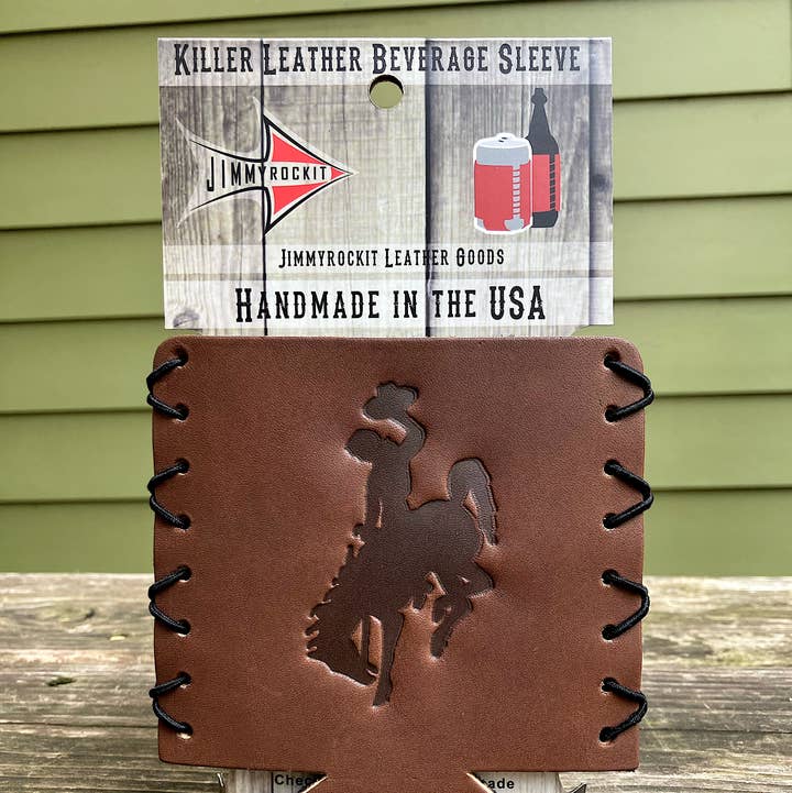 Koozie en cuir - Bucking Horse and Rider pour la vente par Jimmyrockit