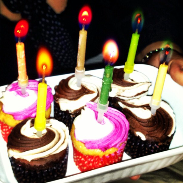 JII - Wholesale Cake Candle - Colorflame Birthday Candles in 26 Piece Counter Display24